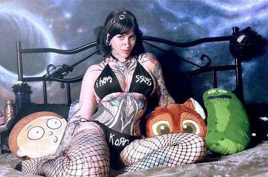 Full leaked Milkyalienx private photo