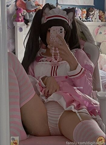 Full leaked Milkys cos private photo