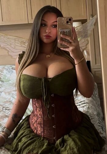 Full leaked Millie taylor private photo