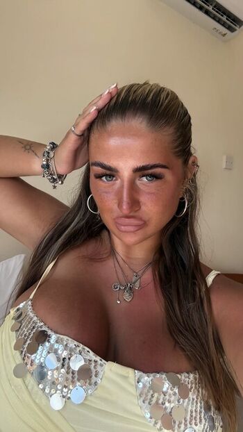 Full leaked Milly fright page private photo