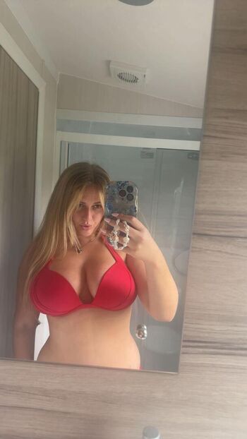 Full leaked Millyhaskelldowns private photo