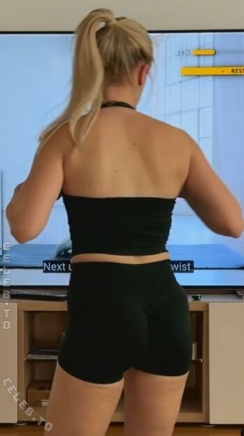 Full leaked Milschbaum page private photo