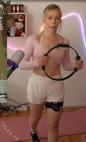 Full leaked Milschbaum private photo