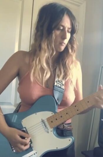 Full leaked Mimi sounds private photo