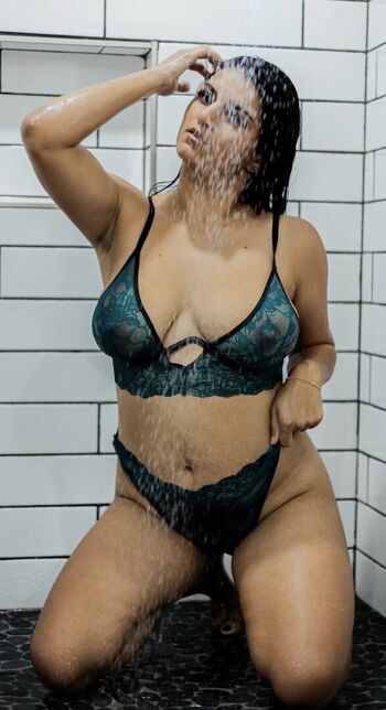 Full leaked Mimib bourdoir page private photo