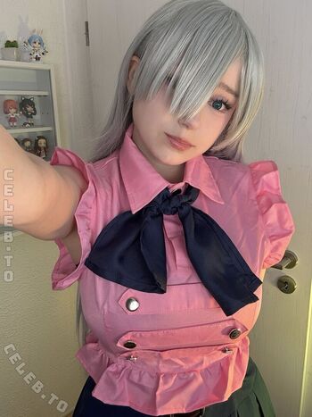 Full leaked Mina min page private photo