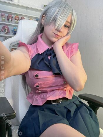 Full leaked Mina min page private photo