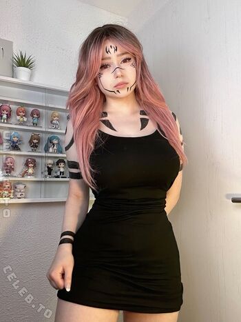 Full leaked Mina min page private photo