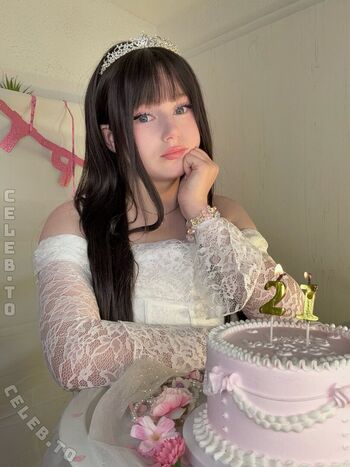 Full leaked Mina min page private photo