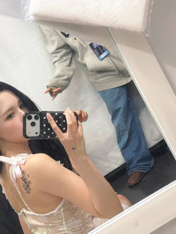 Full leaked Mina myoi private photo