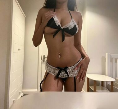 Full leaked Minabunnie private photo
