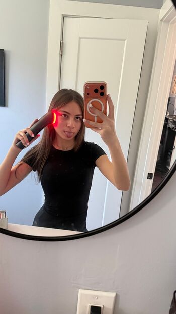 Full leaked Minicaryn private photo