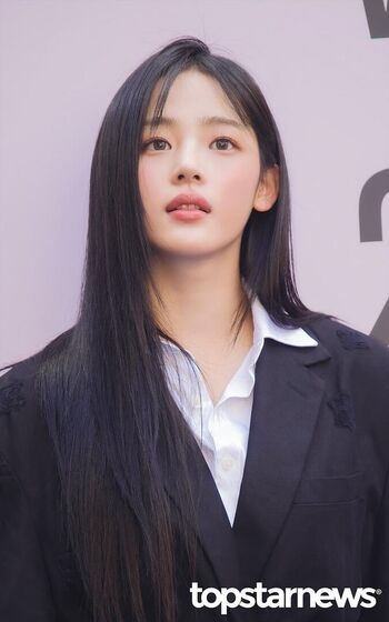 Full leaked Minji private photo