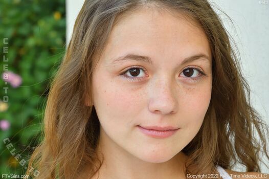 Full leaked Mira monroe private photo