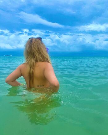 Full leaked Miranda private photo