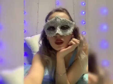 Full leaked Miras page private photo