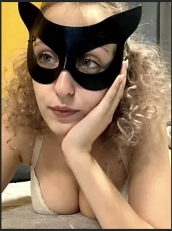 Full leaked Miras private photo