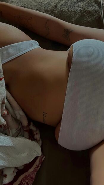 Full leaked Mishxrhodes private photo