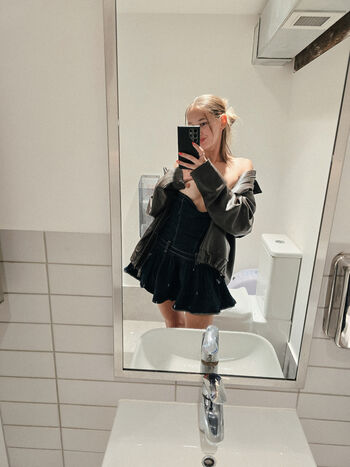 Full leaked Missalice private photo
