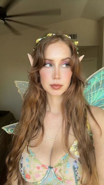 Full leaked Missaveryrae private photo