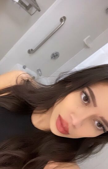 Full leaked Missjenifffer private photo