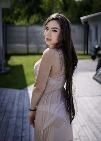 Full leaked Missmikkaa private photo