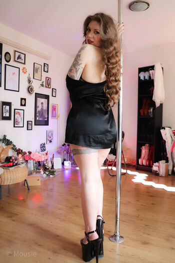 Full leaked Missmousiemouse private onlyfans photo