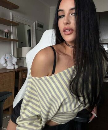 Full leaked Mistiesage private photo