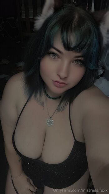 mistress.foxx