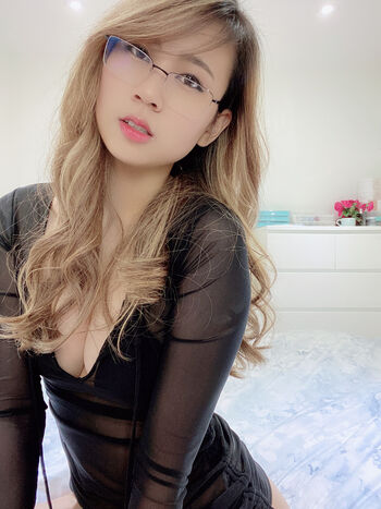 Full leaked Mitsukibb page private photo