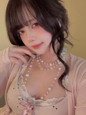 Full leaked Miu cosplayer private photo