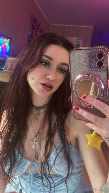 Full leaked Moatti private photo