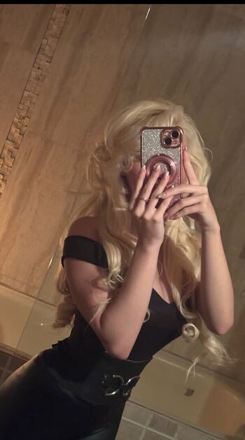 Full leaked Mochidolll veroodle private photo