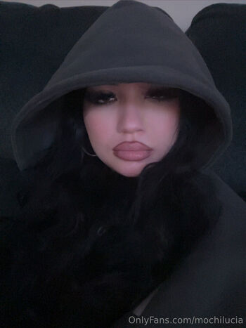 Full leaked Mochiilucia private photo
