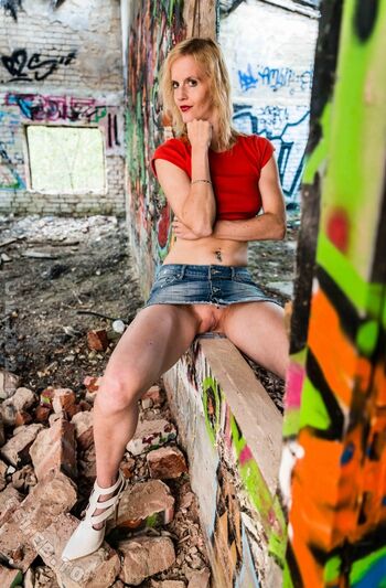 Full leaked Model cladi private onlyfans photo