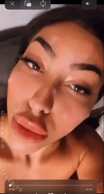 Full leaked Modeldiana private photo
