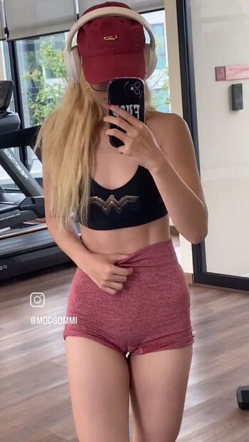 Full leaked Modsommi private photo