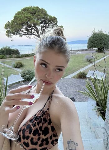 Full leaked Moechtegernmieze private photo