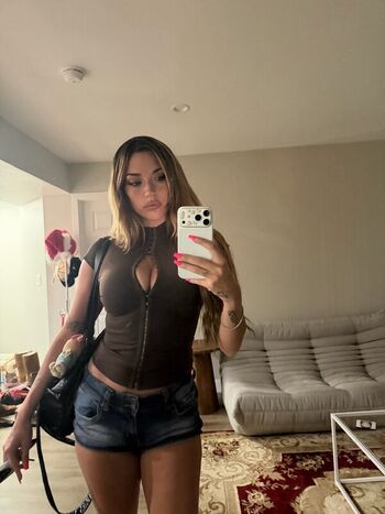 Full leaked Mole private photo