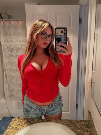 Leaked Emmywatts/ private photo viral onlyfans