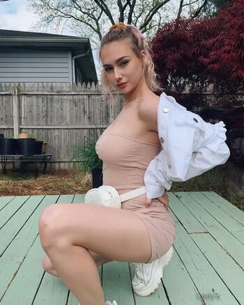 Full leaked Mollyomalia private photo