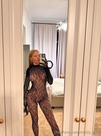 Full leaked Mollyp page private photo