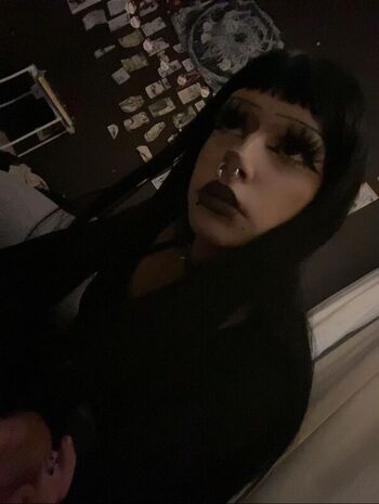 Moly Sika