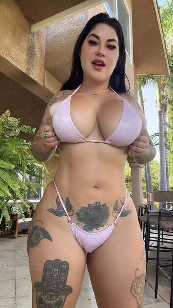 Full leaked Mommyxxnature private photo