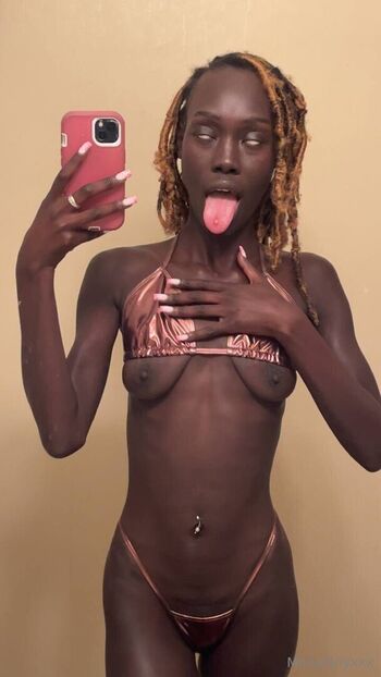 Full leaked Monamonhoe private photo
