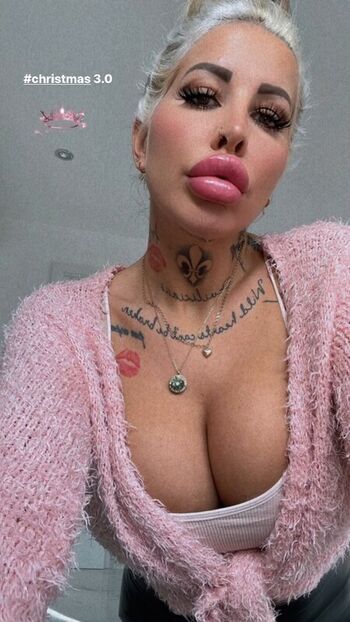 Full leaked Monamonique page private photo