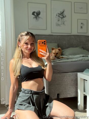 Full leaked Monamystery private photo