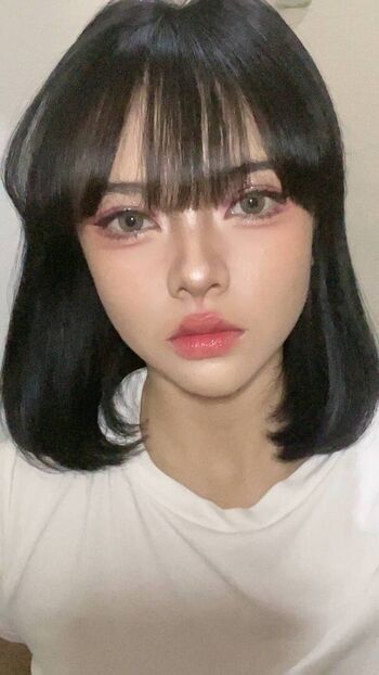 Full leaked Monchymoon page private photo