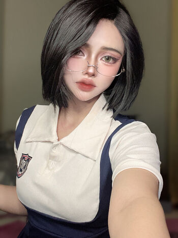 Full leaked Monchymoon page private photo