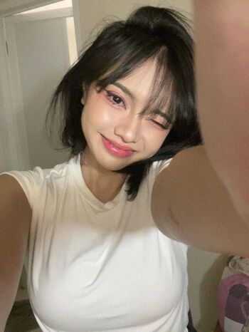 Full leaked Monchymoon page private photo